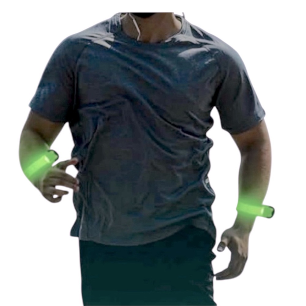 NWT Running Walking Cycling Rechargeable LED Armband For Safety for Men & Women